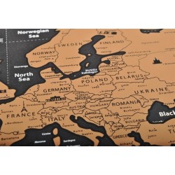 MAPA ŚWIATA ZDRAPKA Z FLAGAMI - EDUKACYJNA I STYLOWA