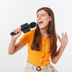 MIKROFON KARAOKE CZARNY IZOXIS 22189 - ZABAWA DLA CAŁEJ RODZINY