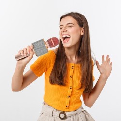 MIKROFON KARAOKE JASNORÓŻOWY IZOXIS 22190 - MODNY I FUNKCJONALNY
