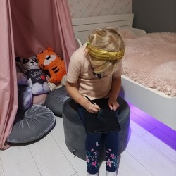 TABLET DO RYSOWANIA 12" CZARNY 22456 - NAJWYŻSZA WYGODA PRACY I ZABAWY