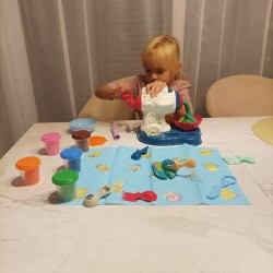 MASA PLASTYCZNA ZESTAW 22562 - KREATYWNA ZABAWA DLA DZIECI