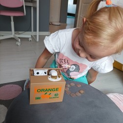 SKARBONKA NA BATERIE KOTEK - UROCZA I PRAKTYCZNA OZDOBNA