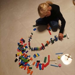 DOMINO DREWNIANE 360 EL. - KREATYWNA I ZABAWNA ZABAWKA