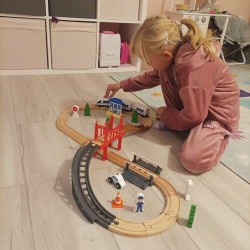KOLEJKA DREWNIANA TOR - KLASYCZNA ZABAWKA DLA DZIECI
