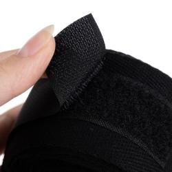 BANDAŻE BOKSERSKIE 4M X 2SZT. - PROFESJONALNA OCHRONA DLA SPORTOWCÓW
