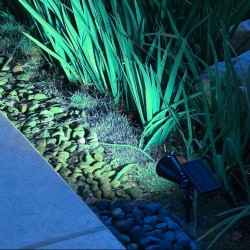 LAMPA SOLARNA OGRODOWA - REFLEKTOR - ENERGOOSZCZĘDNA I WYTRZYMAŁA